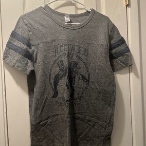 Fleetwood Mac Shirt Tour 2018 2019 Gray Graphic Concert Tee Womens Size L